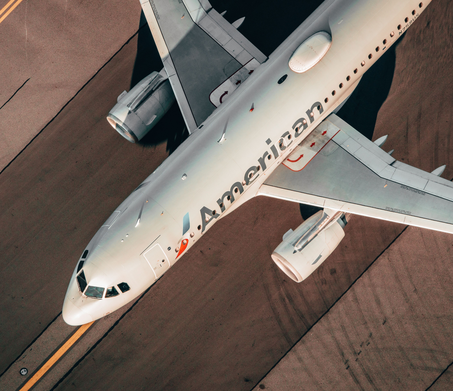 Image for Denver to Miami American Airlines Flight 3023 Maintenance Issue